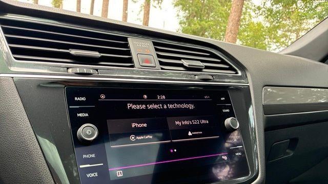 2022 Volkswagen Tiguan SE R-Line Black