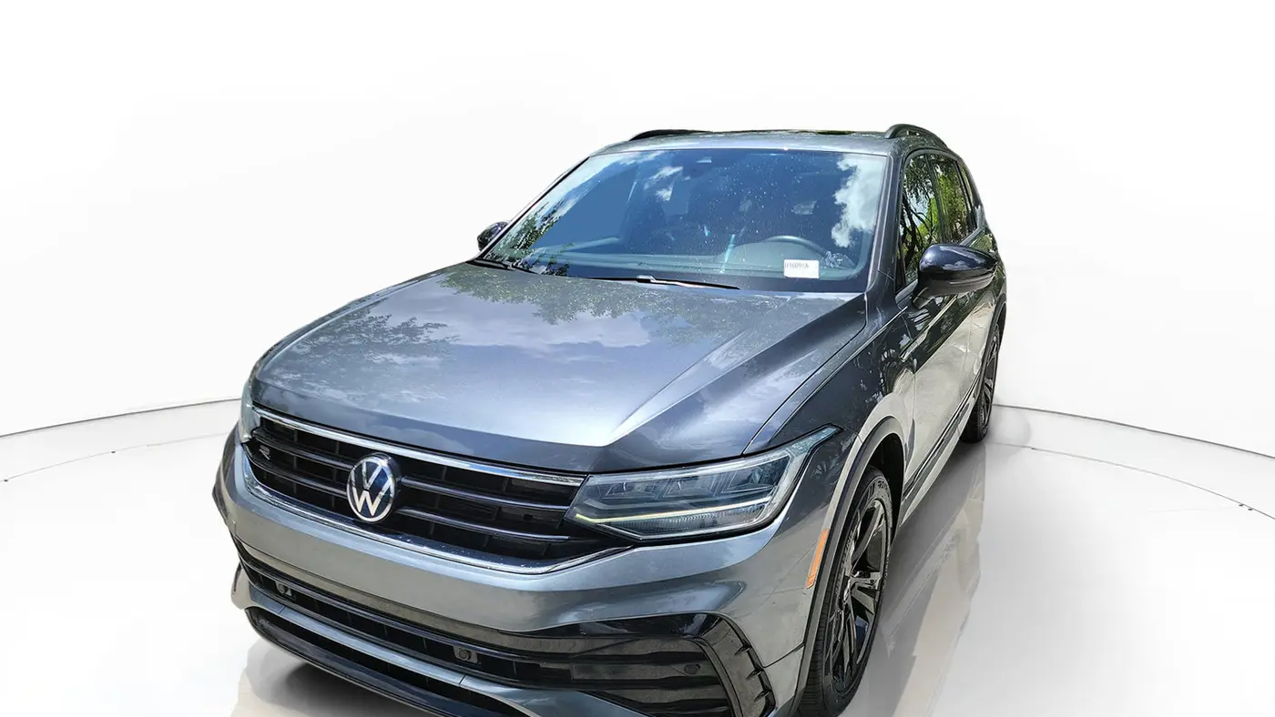 2023 Volkswagen Tiguan SE R-Line Black