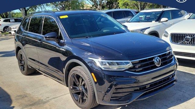 Preowned 2023 Volkswagen Tiguan SE R-Line Black for Sale