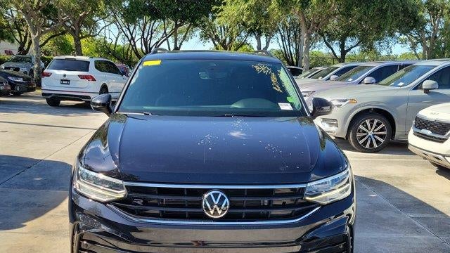 2023 Volkswagen Tiguan SE R-Line Black