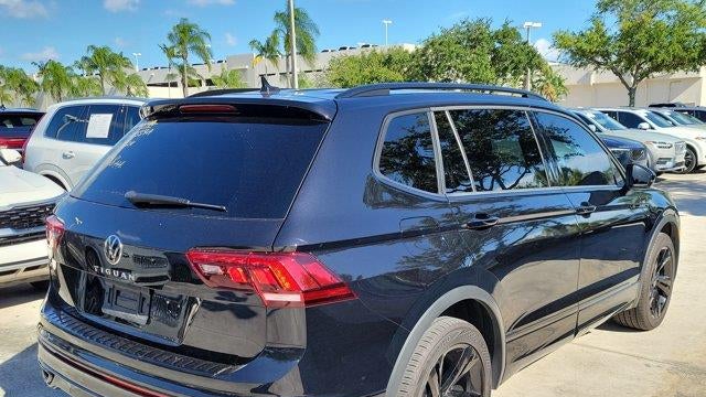 2023 Volkswagen Tiguan SE R-Line Black
