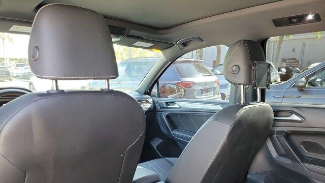 2023 Volkswagen Tiguan SE R-Line Black