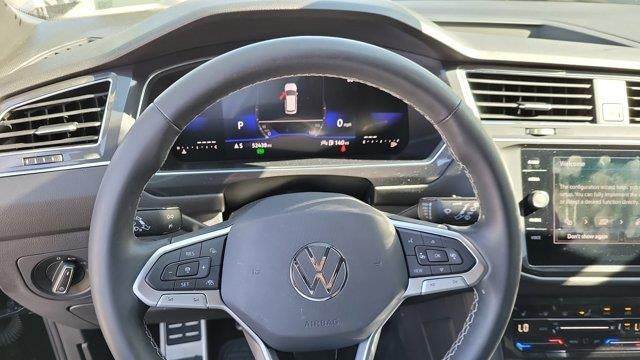 2023 Volkswagen Tiguan SE R-Line Black