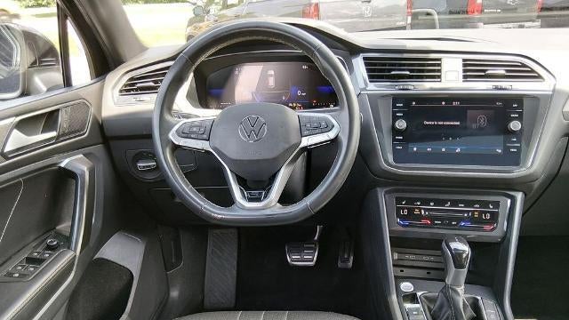 2023 Volkswagen Tiguan SE R-Line Black