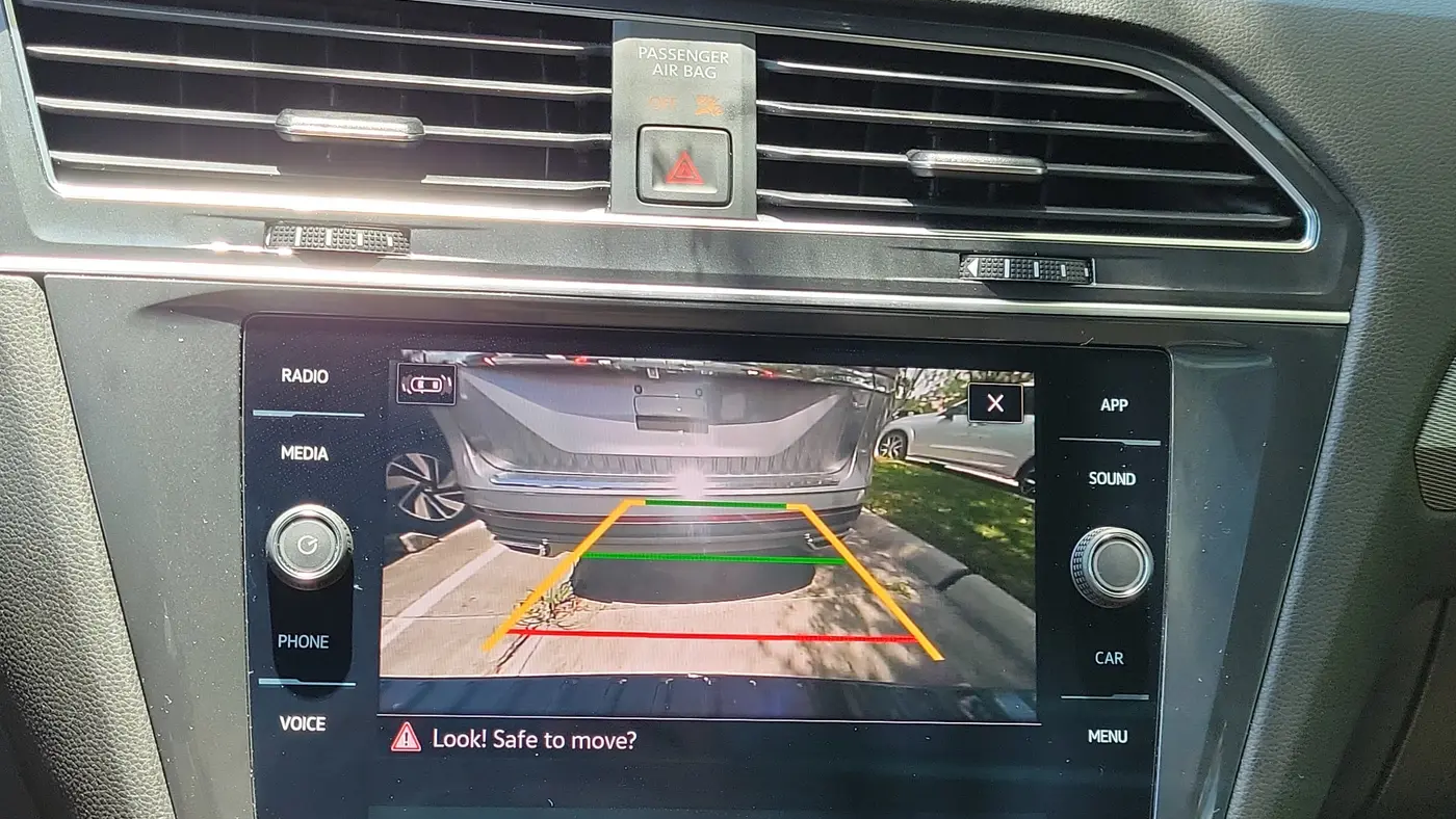 2023 Volkswagen Tiguan SE R-Line Black