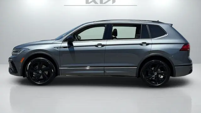 2024 Volkswagen Tiguan SE R-Line Black