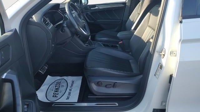 2022 Volkswagen Tiguan SE R-Line Black