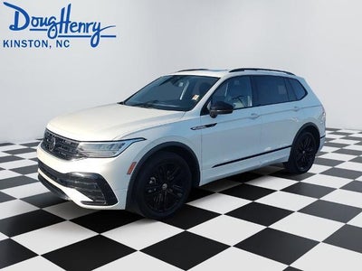 Photo of a 2022 Volkswagen Tiguan SE R-LINE Black 4DR SUV for sale