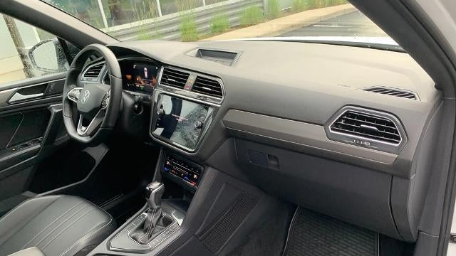 2023 Volkswagen Tiguan SE R-Line Black