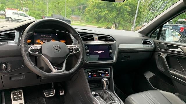 2023 Volkswagen Tiguan SE R-Line Black