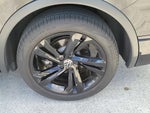 2024 Tiguan Thumbnail 6