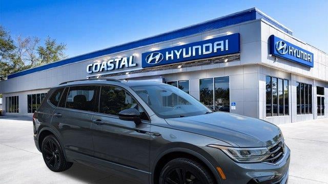 Preowned 2023 Volkswagen Tiguan SE R-Line Black for Sale