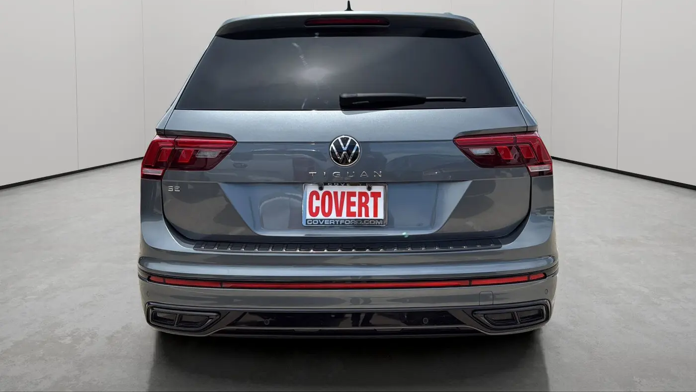 2023 Volkswagen Tiguan SE R-Line Black