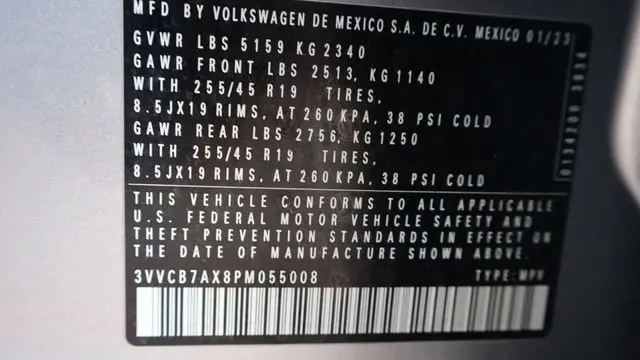 2023 Volkswagen Tiguan SE R-Line Black