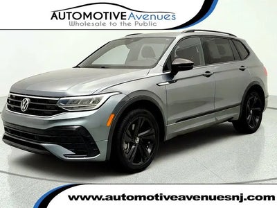 Photo of a 2023 Volkswagen Tiguan SE R-LINE Black 4DR SUV for sale