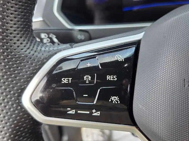 2024 Volkswagen Tiguan - $24,450