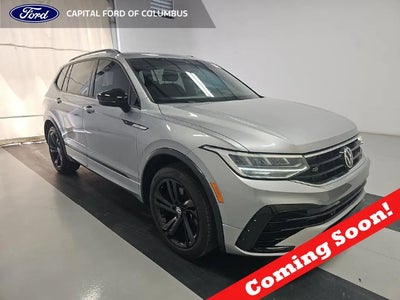 2023 Volkswagen Tiguan SE R-LINE Black 4DR SUV