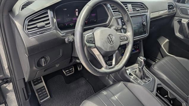 2023 Volkswagen Tiguan SE R-Line Black