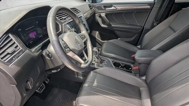 2023 Volkswagen Tiguan SE R-Line Black