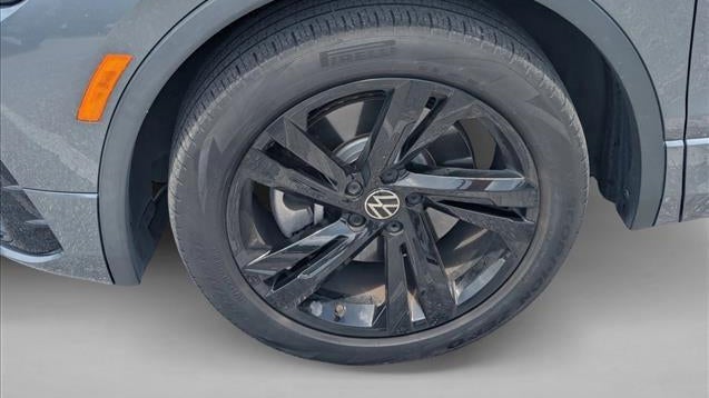 2023 Volkswagen Tiguan SE R-Line Black