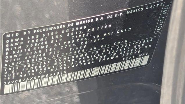 2023 Volkswagen Tiguan SE R-Line Black