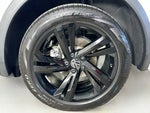 2023 Tiguan Thumbnail 8