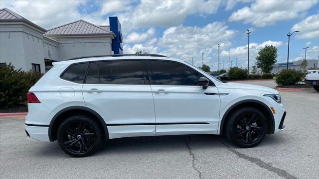 2024 Volkswagen Tiguan SE R-Line Black