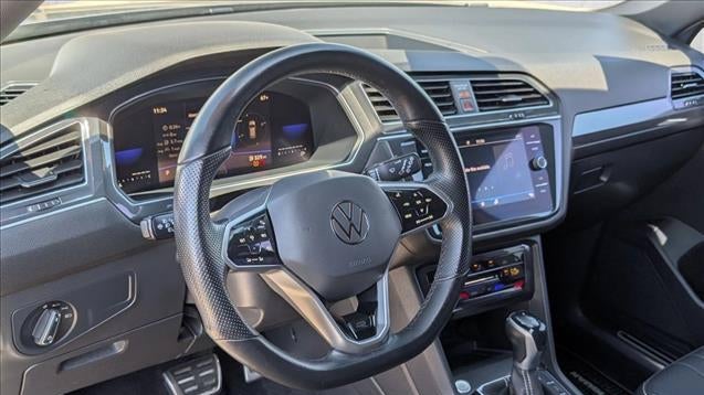 2022 Volkswagen Tiguan SE R-Line Black