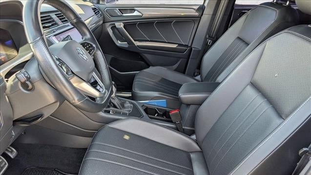 2022 Volkswagen Tiguan SE R-Line Black