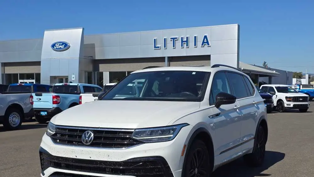 Preowned 2022 Volkswagen Tiguan SE R-Line Black for Sale