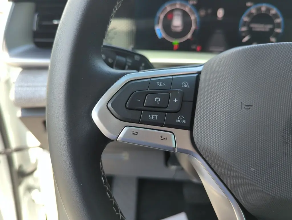 2025 Volkswagen Tiguan - $25,405