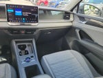 2025 Tiguan Thumbnail 16