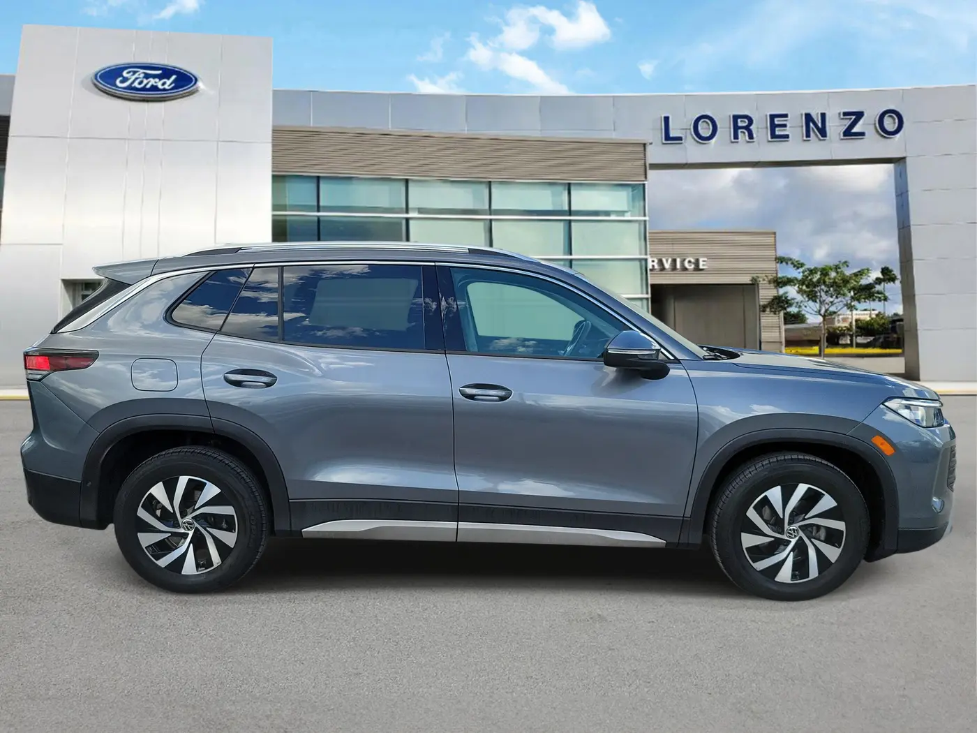 2025 Volkswagen Tiguan - $25,990