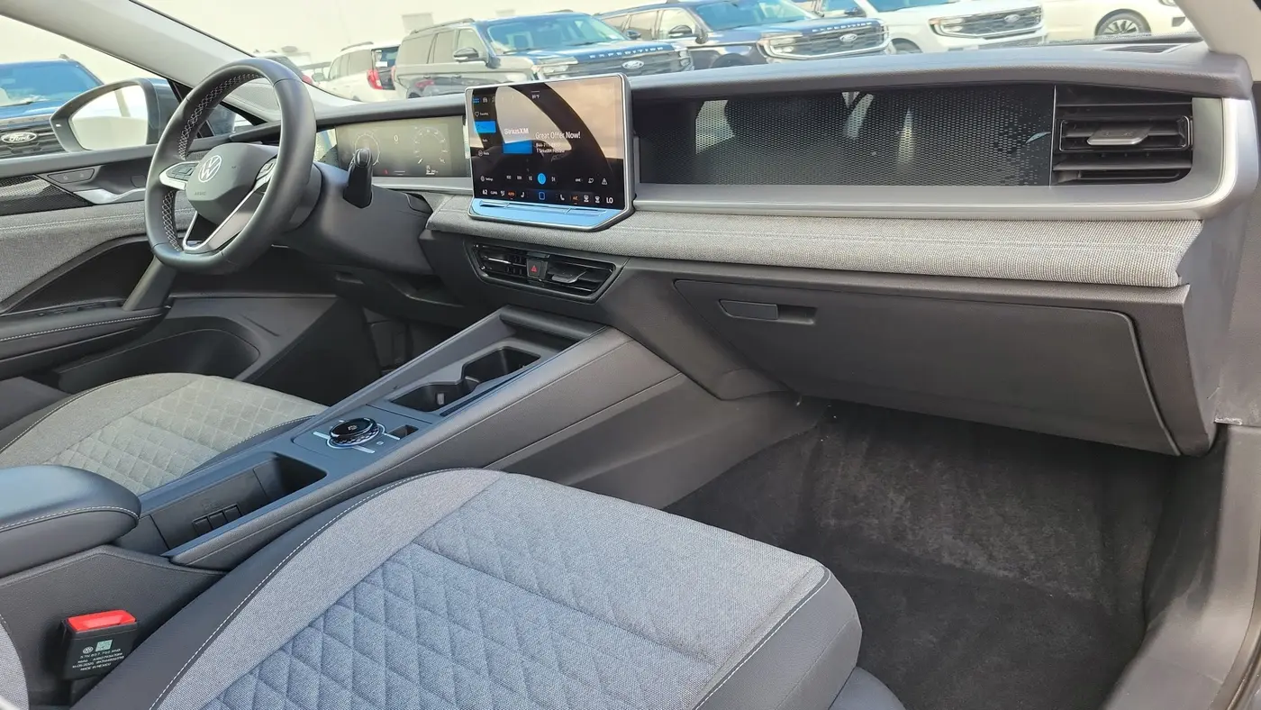 2025 Volkswagen Tiguan - $25,990