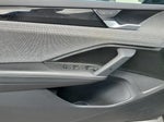 2025 Tiguan Thumbnail 21