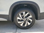 2025 Tiguan Thumbnail 2
