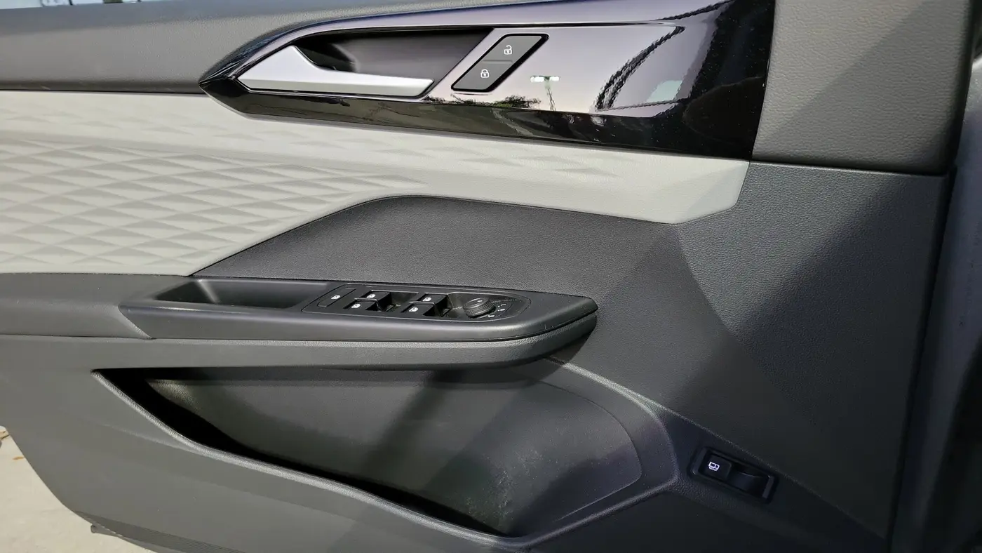 2023 Volkswagen Taos S