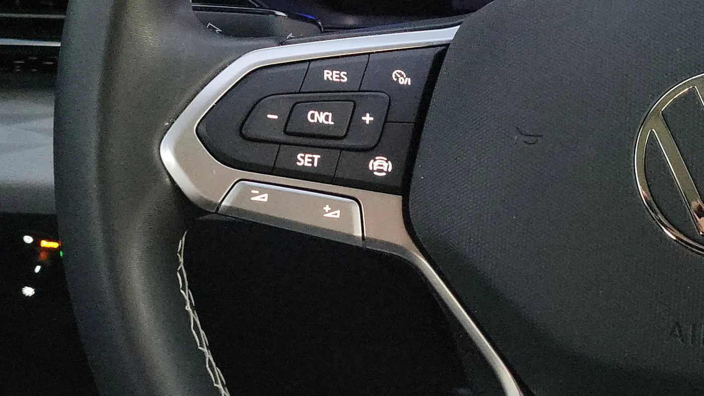 2023 Volkswagen Taos S