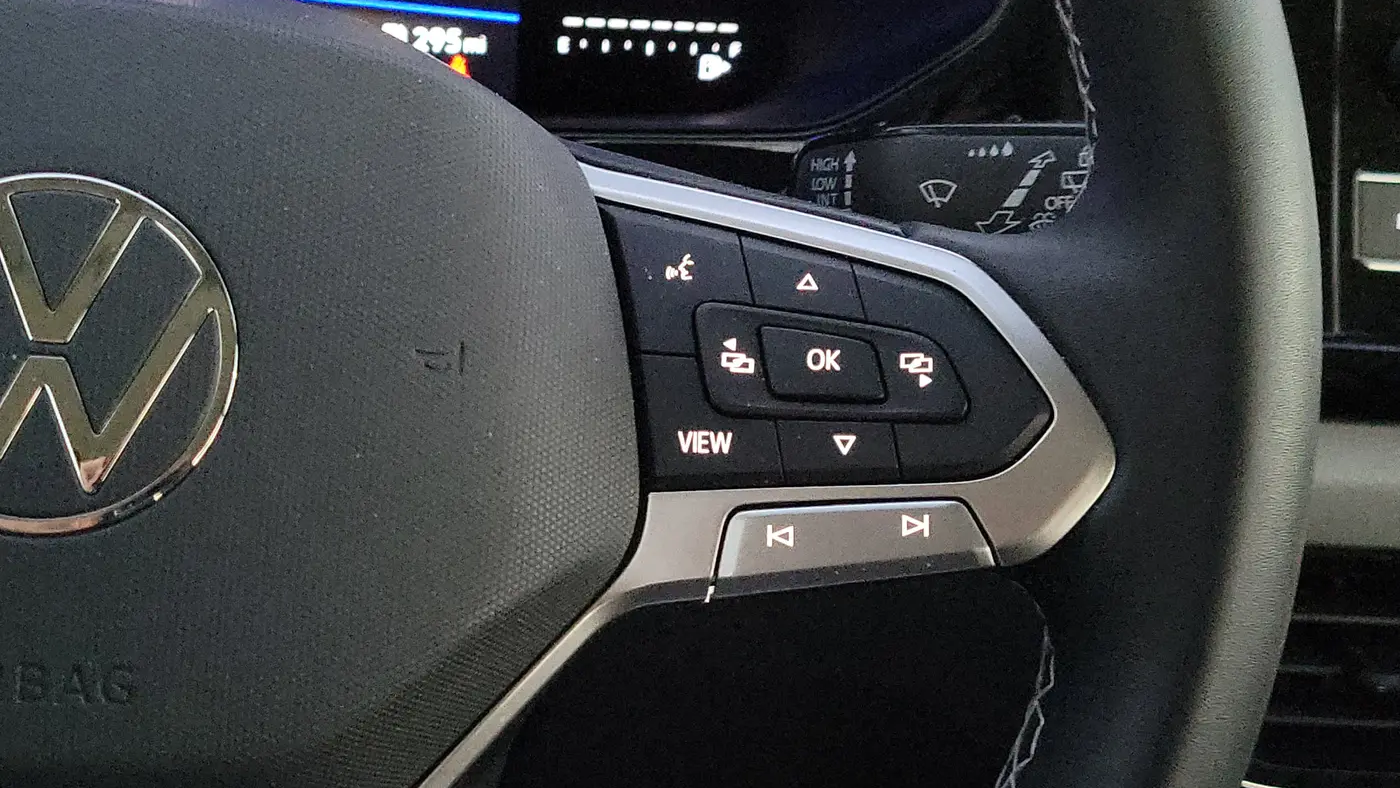 2023 Volkswagen Taos S