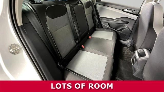 2022 Volkswagen Taos S