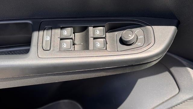 2023 Volkswagen Taos S