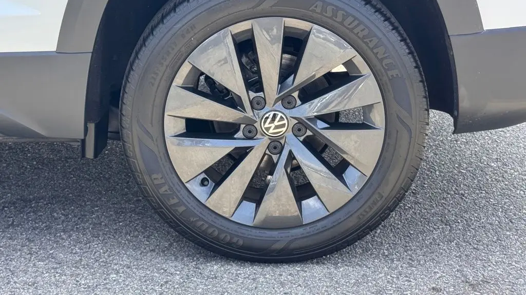 2023 Volkswagen Taos S
