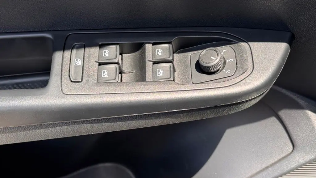 2023 Volkswagen Taos S