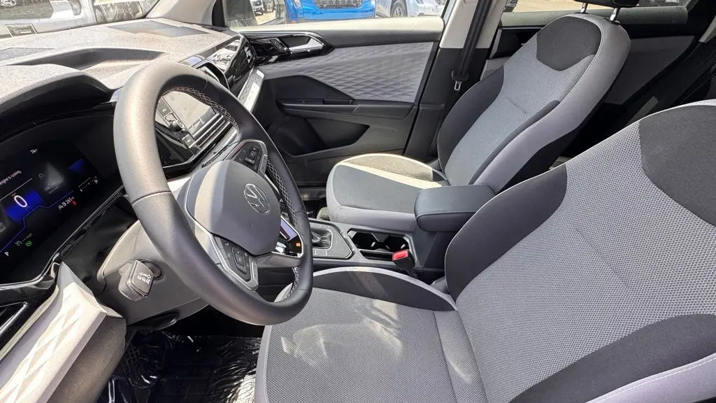 2023 Volkswagen Taos S