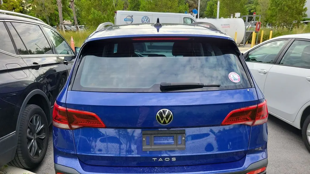 2023 Volkswagen Taos S