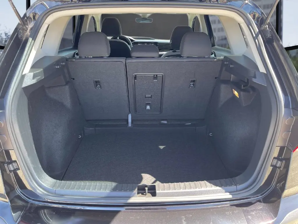 2023 Volkswagen Taos - $18,995