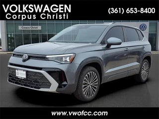 2025 Volkswagen Taos with Platinum Gray Metallic Exterior