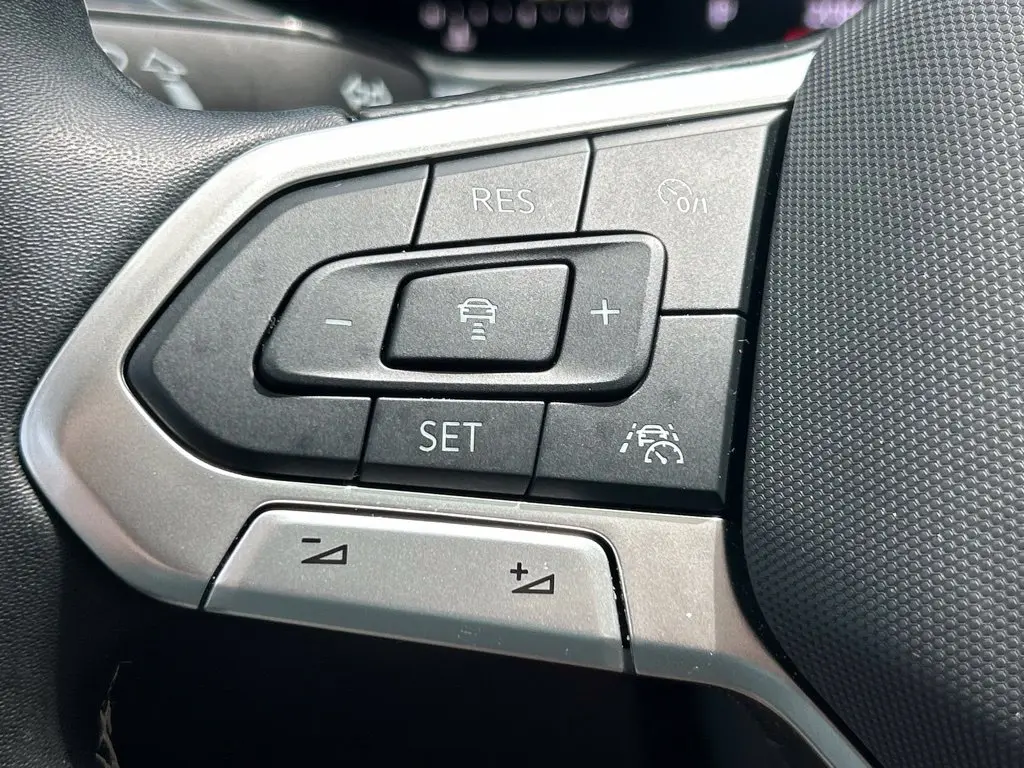 2025 Volkswagen Taos - $21,007