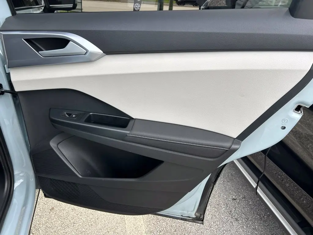 2025 Volkswagen Taos - $21,007