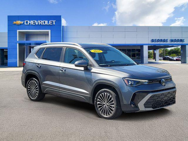 2025 Volkswagen Taos